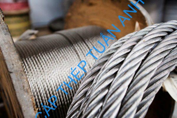 Báo giá cáp thép neo giằng mái báo giá cáp thép neo giằng mái cap thep ma kem loi thep phi 34 a e1540354618543 »