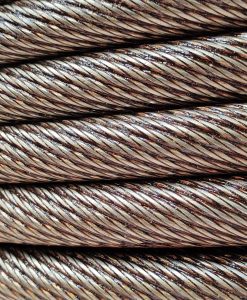 Cáp thép chống xoắn 35x7 cáp thép chống xoắn 35x7 ₫0 <strong>Cáp thép chống xoắn 35x7</strong> là một loại cáp thép được cấu tạo từ 35 tao thép nhỏ, mỗi tao gồm 7 sợi thép. Các tao thép này được xoắn lại với nhau theo chiều ngược chiều nhau, tạo thành một cấu trúc chắc chắn và chống lại lực xoắn cáp thép chống xoắn 35x7